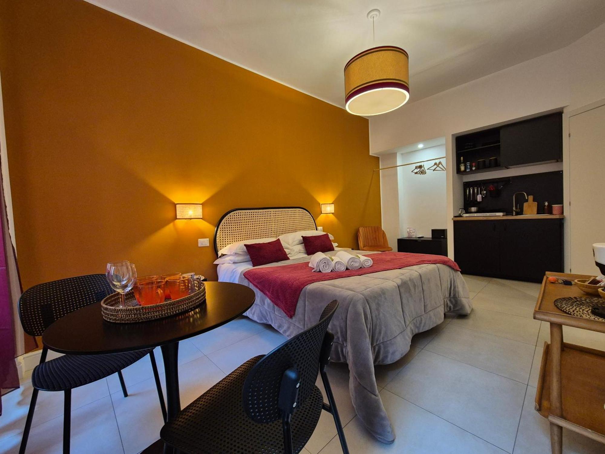 Iaio Luxury Suite โรม ภายนอก รูปภาพ