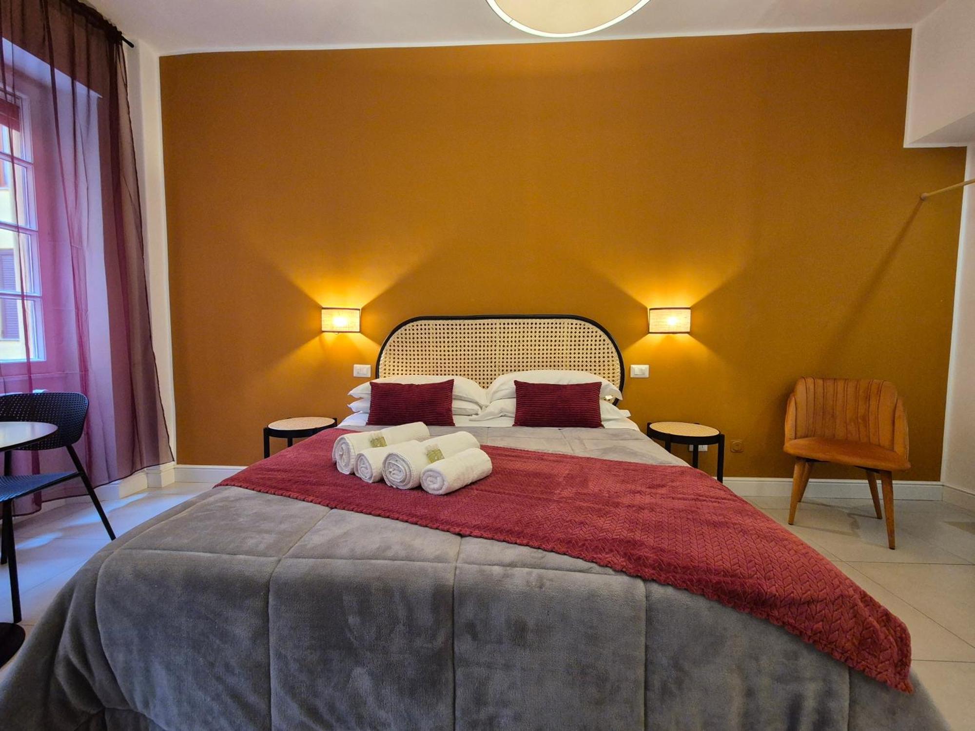 Iaio Luxury Suite โรม ภายนอก รูปภาพ